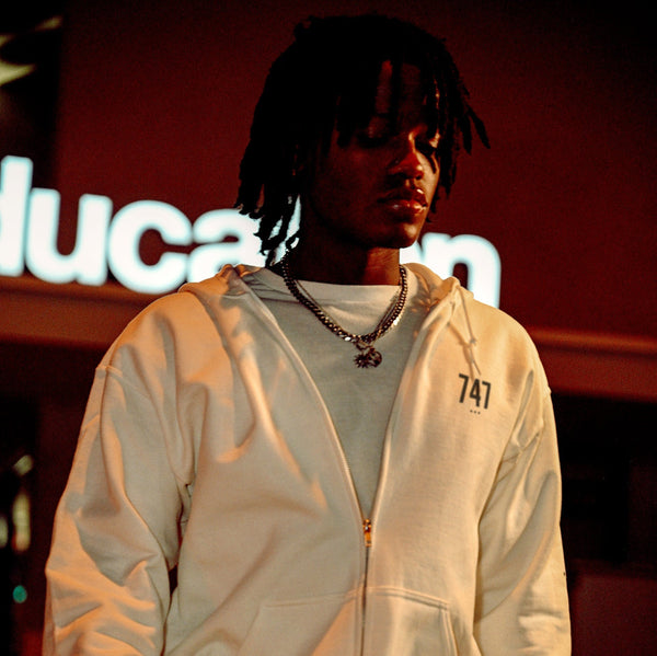 747 Area Code Style: How the San Fernando Valley Represents with Style My Code