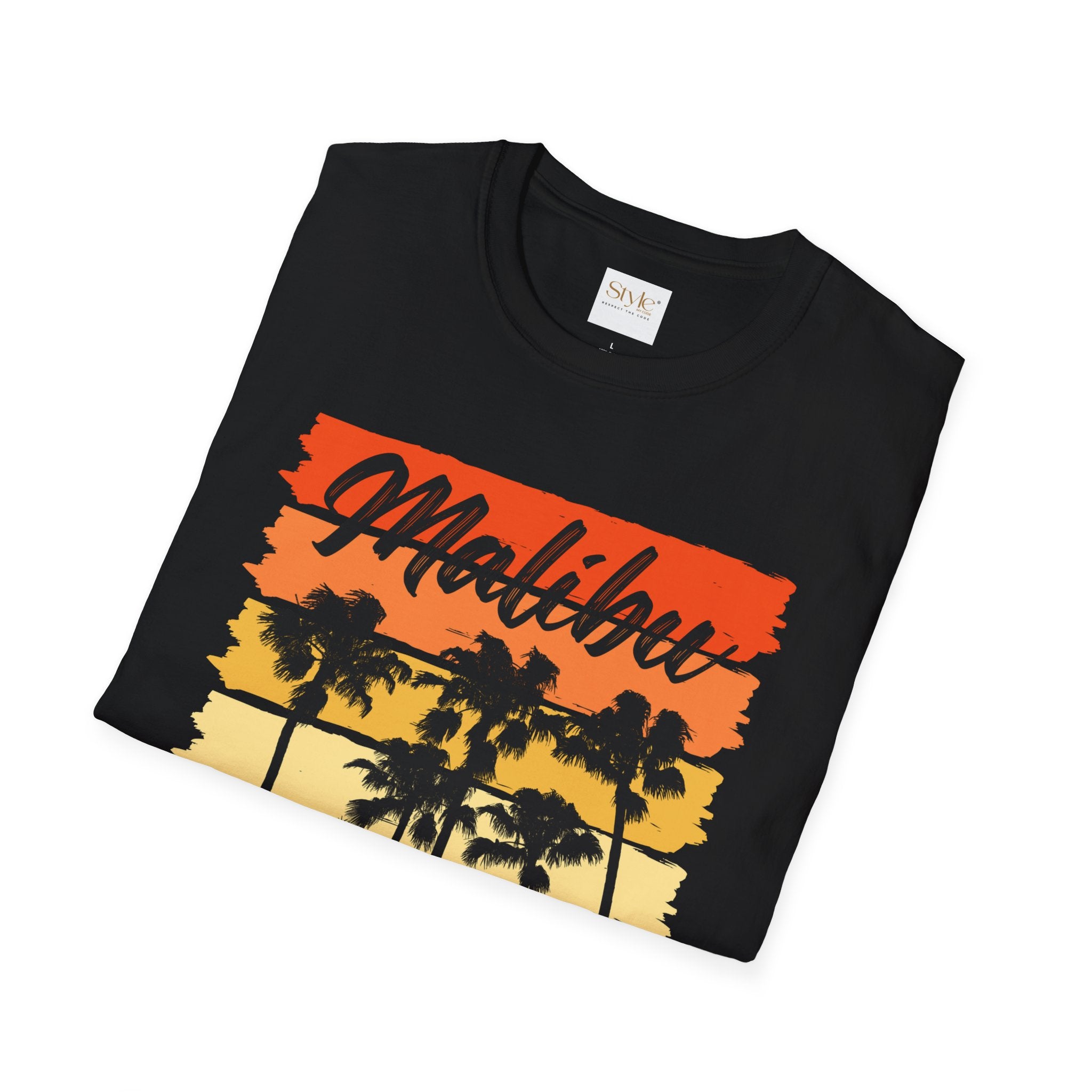 California Sunset T-Shirt | Vintage Malibu Graphic Tee, Unisex Summer Shirt, Beachwear, Vacation Essential, Gift for Travelers